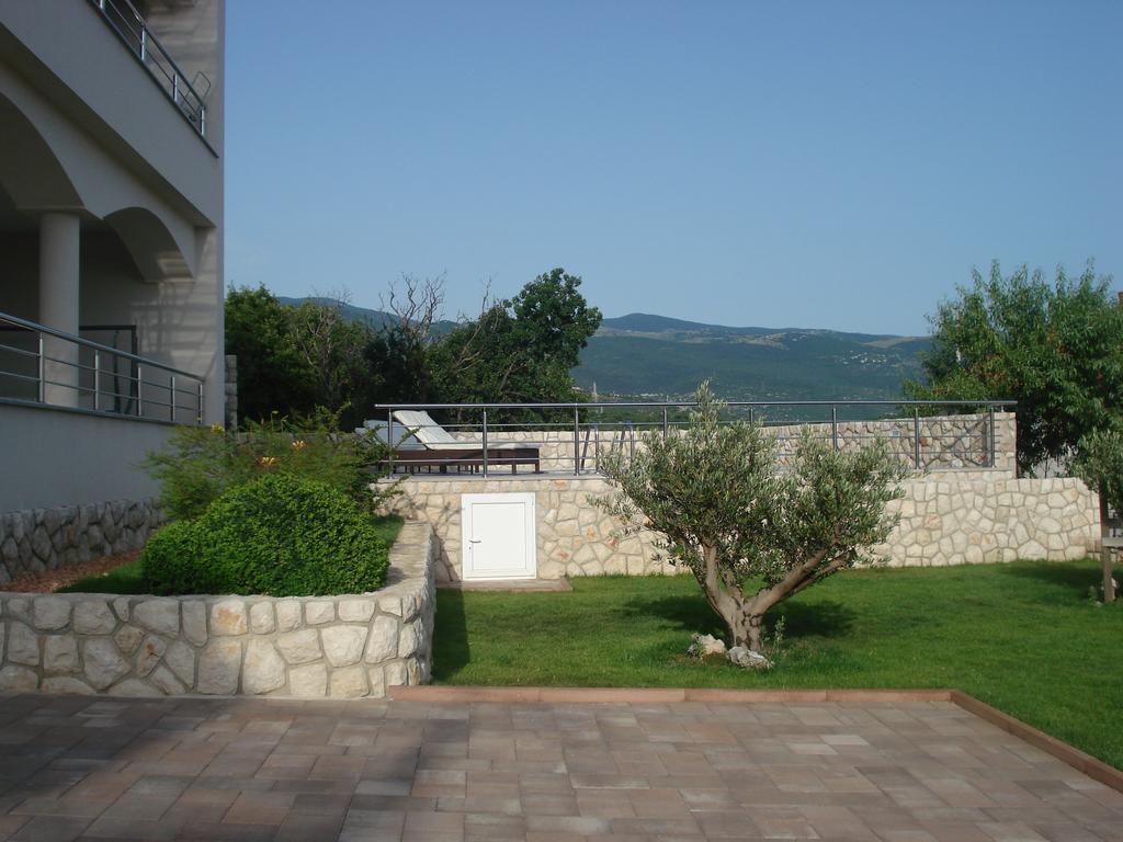 Apartments Villa Residenca Novi Vinodolski Quarto foto