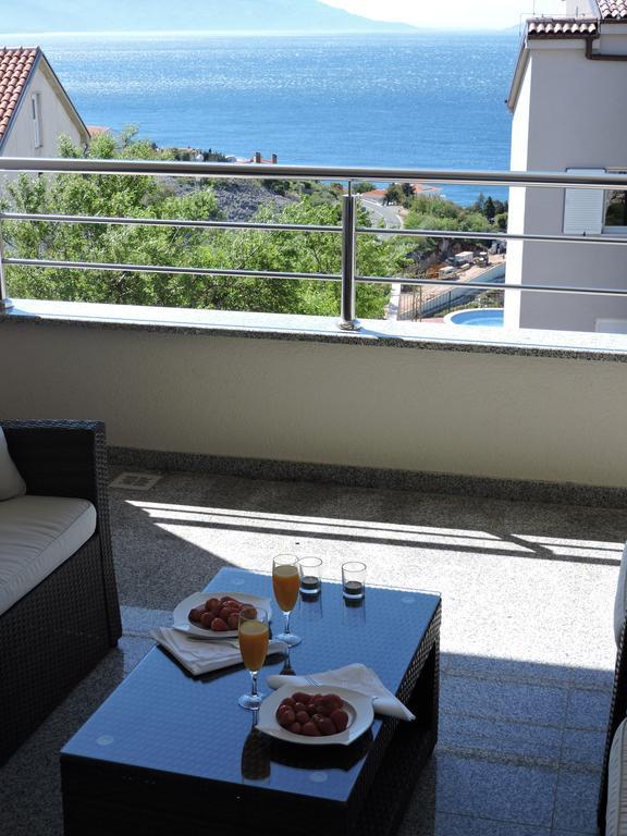 Apartments Villa Residenca Novi Vinodolski Exterior foto